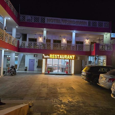 Hotel Vrindavan Fatehpur Sikri Exterior photo