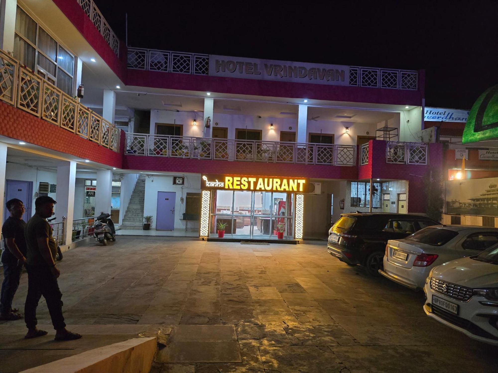 Hotel Vrindavan Fatehpur Sikri Exterior photo